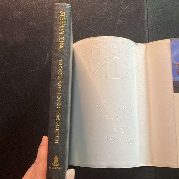 FIRST EDITION-RARE FIND Stephen King's The Girl Who Loved Tom Gordon - Picture 9 of 10